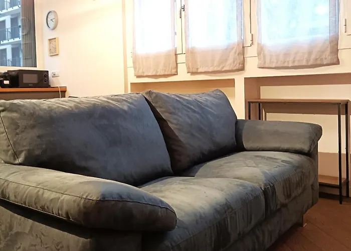 Bolle Di Luce - Apt Zona Loreto Nolo